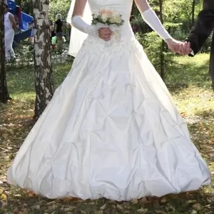 Продам нежное,  романтичное,  изящное свадебное платье